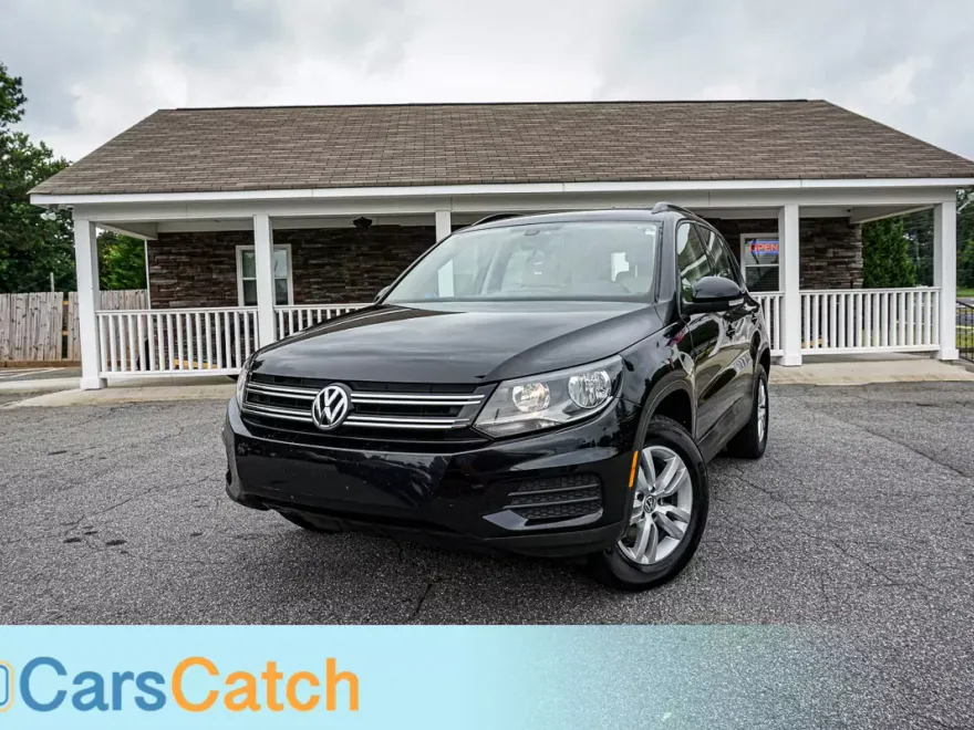 2017 Volkswagen Tiguan SE photo 1