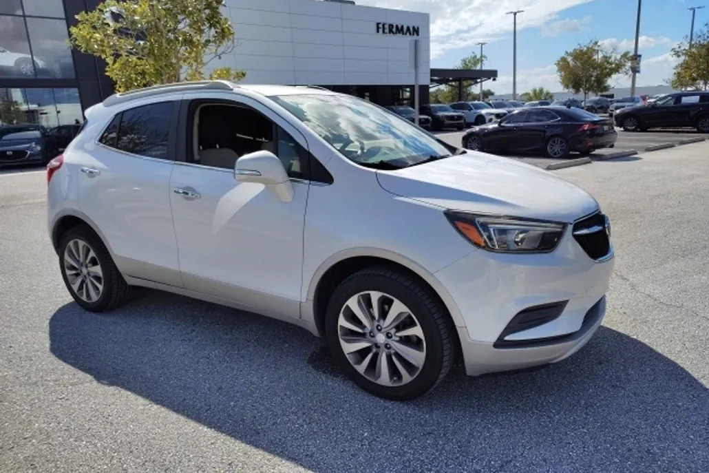 2017 Buick Encore Preferred photo 1