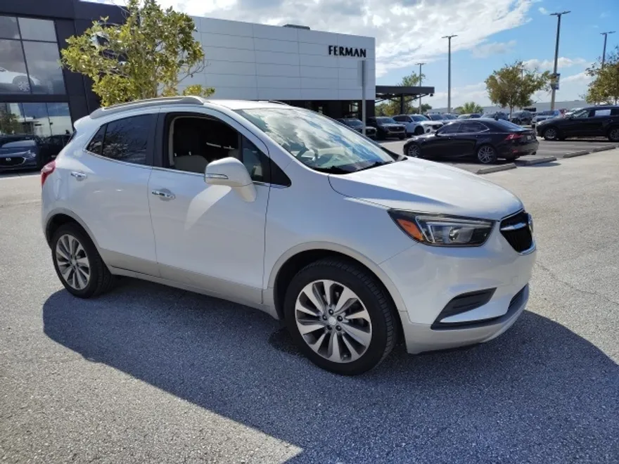 2017 Buick Encore Preferred photo 1