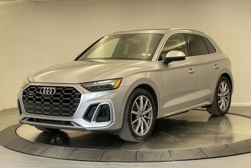 2023 Audi SQ5 Prestige photo 1