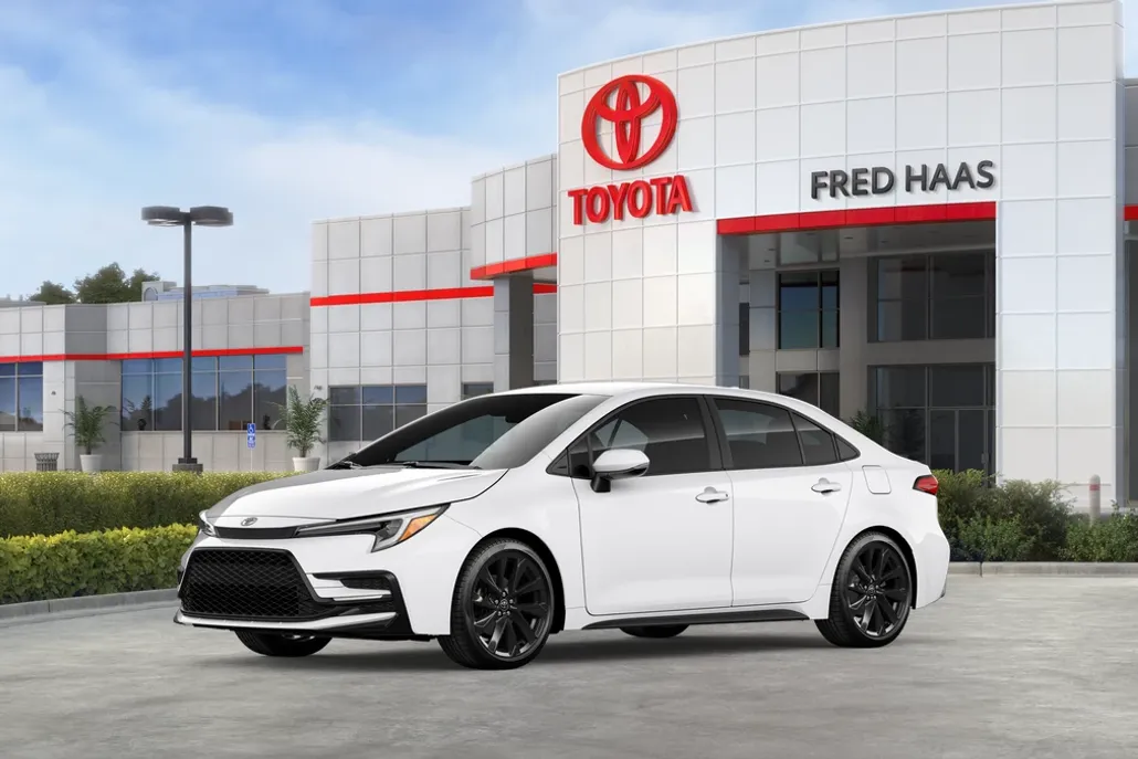 2026 Toyota Corolla SE photo 1