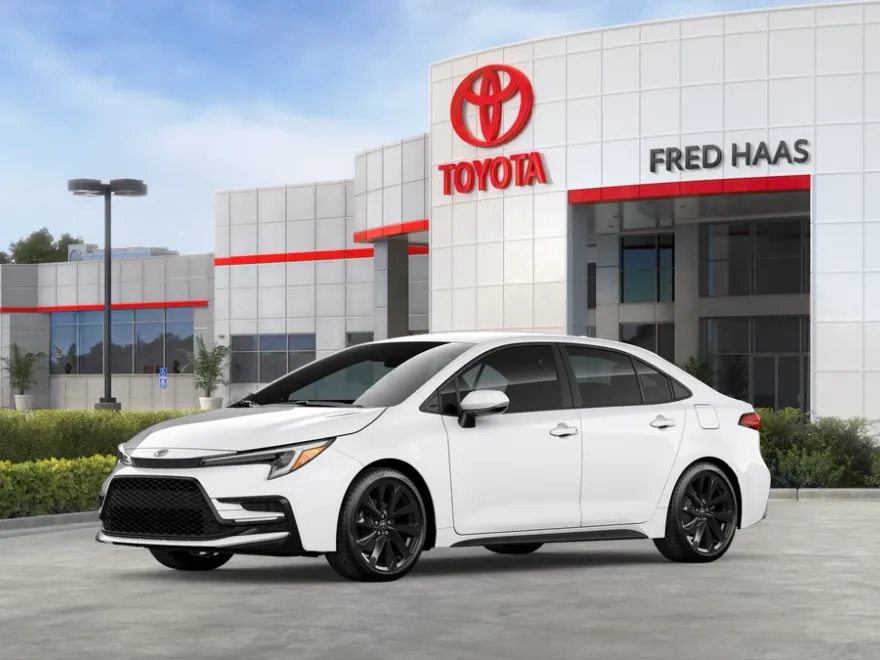 2026 Toyota Corolla SE photo 1