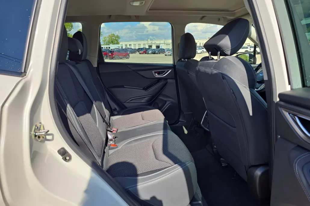 2023 Subaru Forester Premium photo 1