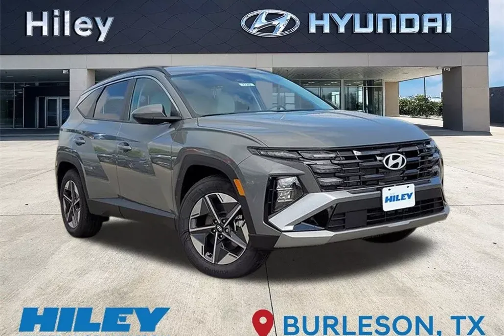 2025 Hyundai Tucson SEL photo 1