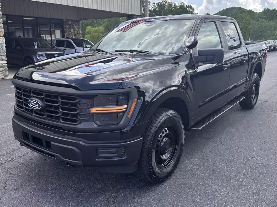 2024 Ford F-150 XL photo 1