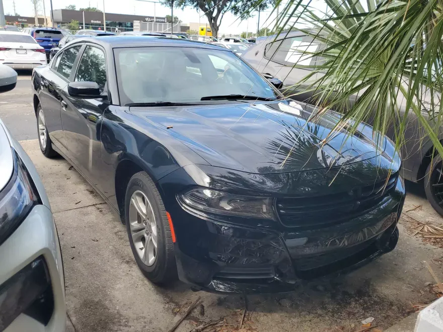 2022 Dodge Charger SXT photo 1