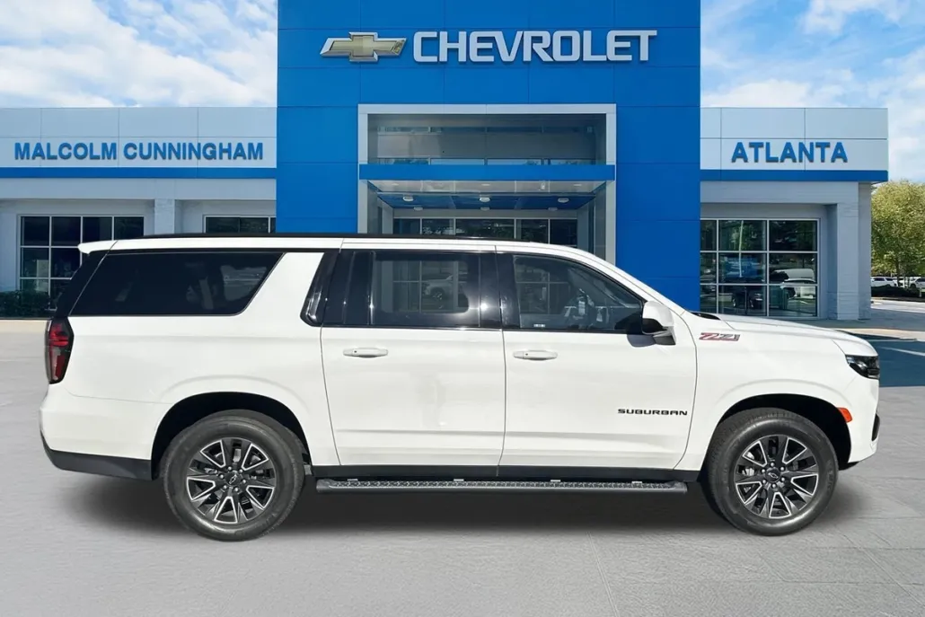2021 Chevrolet Suburban Z71 photo 1