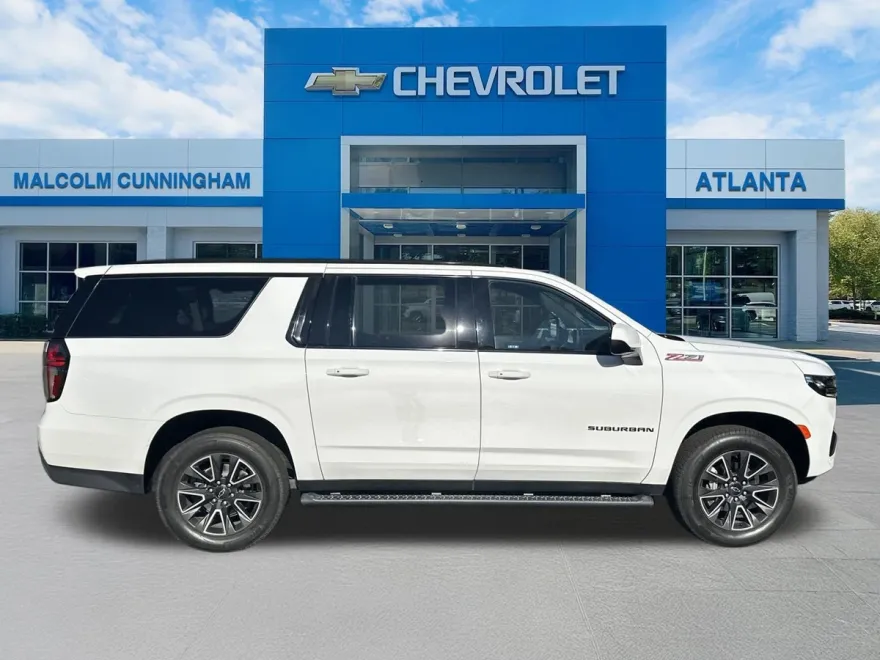 2021 Chevrolet Suburban Z71 photo 1