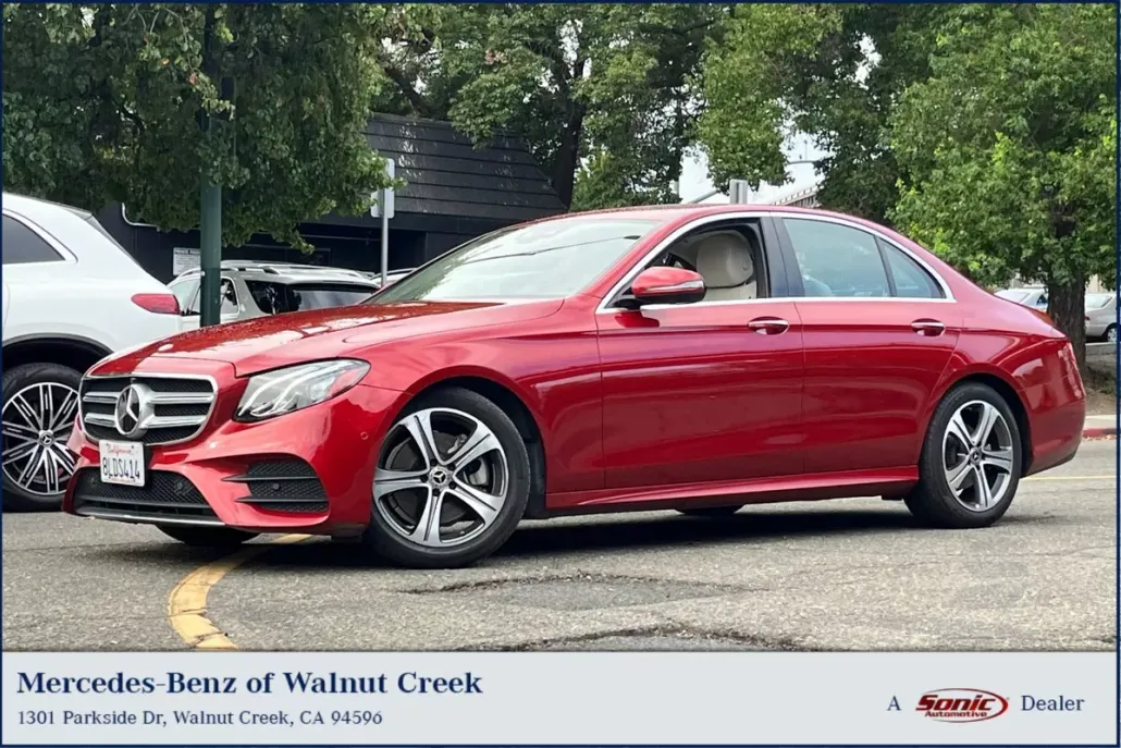 2019 Mercedes Benz E 300 Sedan photo 1