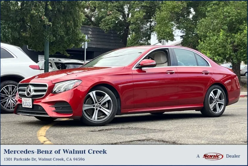2019 Mercedes Benz E 300 Sedan photo 1