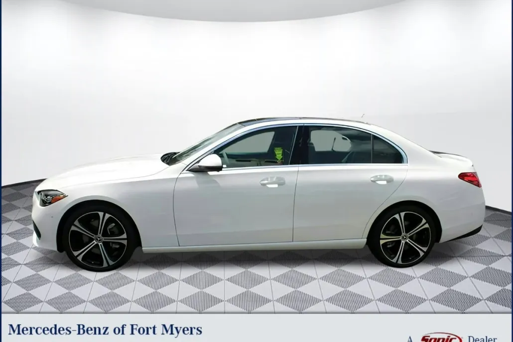 2025 Mercedes Benz C 300 Sedan photo 1