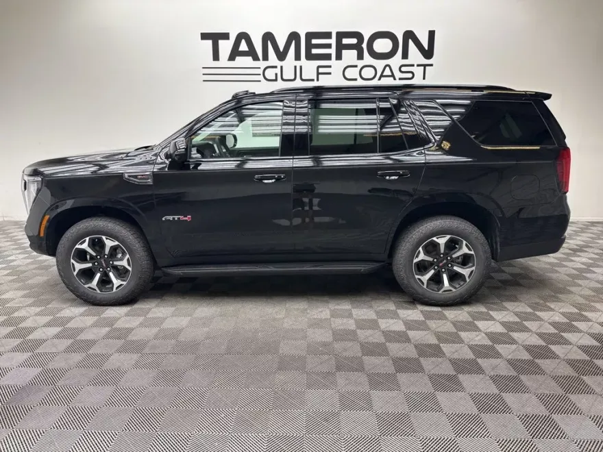 2026 Gmc Yukon AT4 photo 1