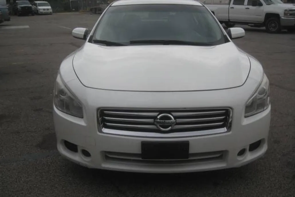 2014 Nissan Maxima S photo 1