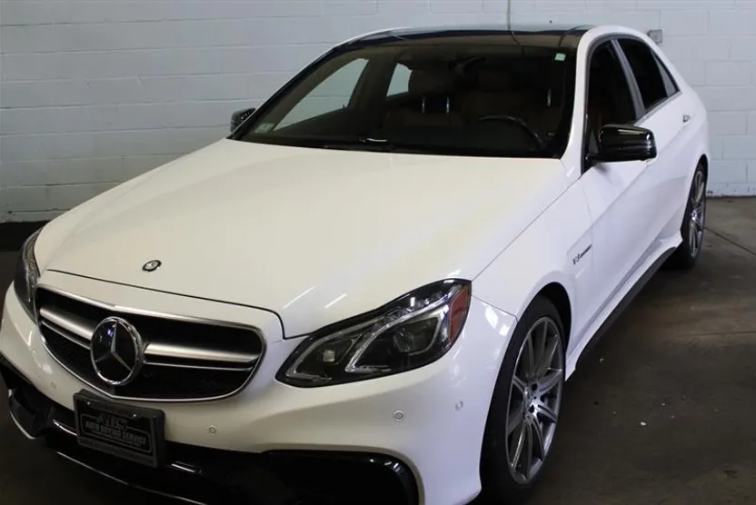 2014 Mercedes Benz E 63 AMG 4MATIC photo 1