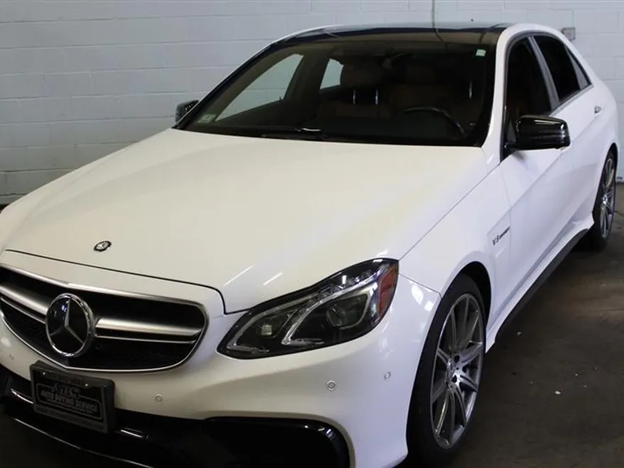 2014 Mercedes Benz E 63 AMG 4MATIC photo 1