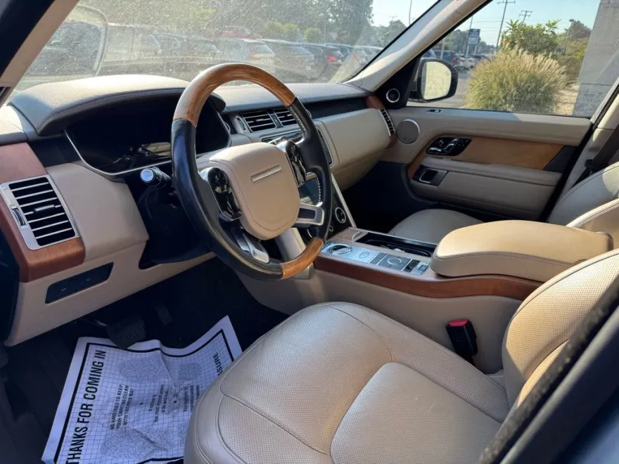 2019 Land Rover Range Rover SuperCharged HSE photo 1