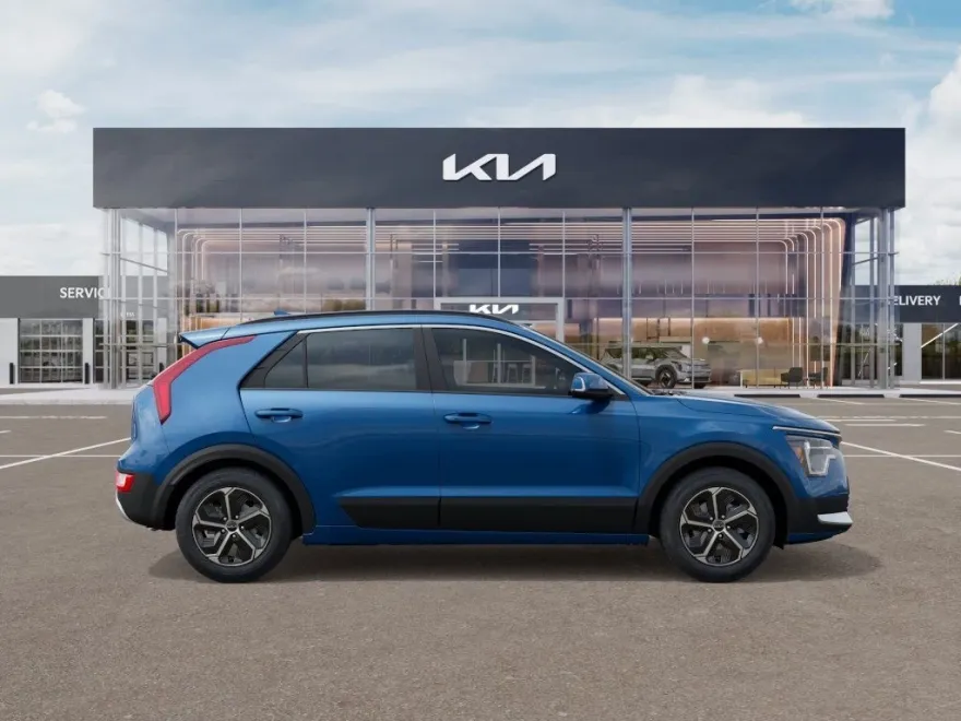 2025 Kia Niro EX photo 1