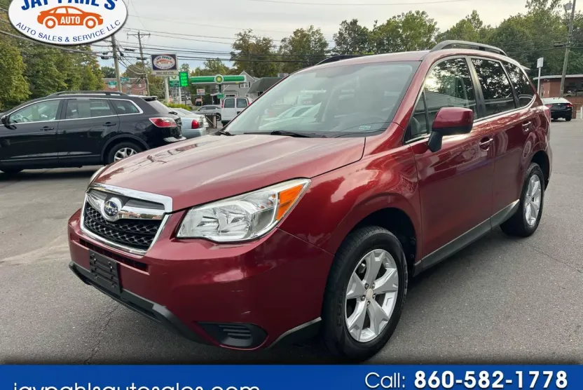 2016 Subaru Forester 2.5i Premium photo 1