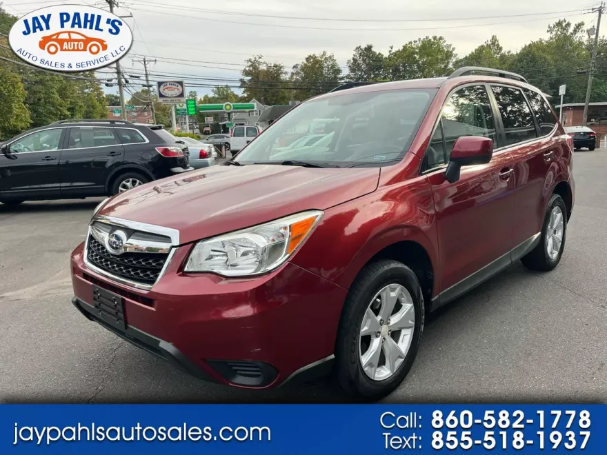 2016 Subaru Forester 2.5i Premium photo 1
