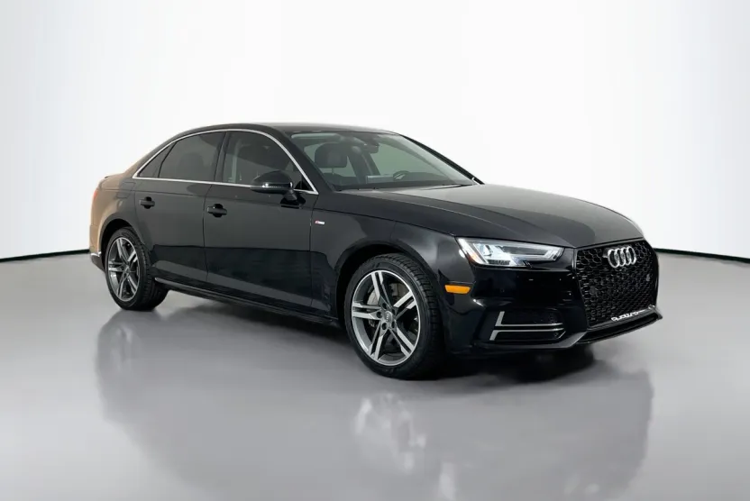 2018 Audi A4 Premium Plus S line Quattro photo 1