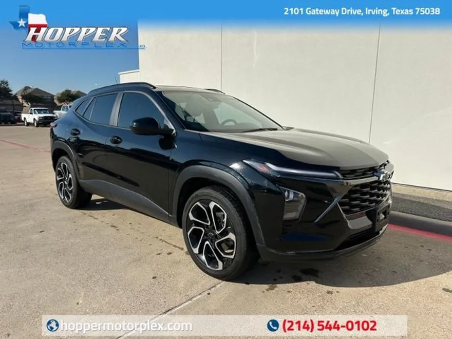 2024 Chevrolet Trax photo 1