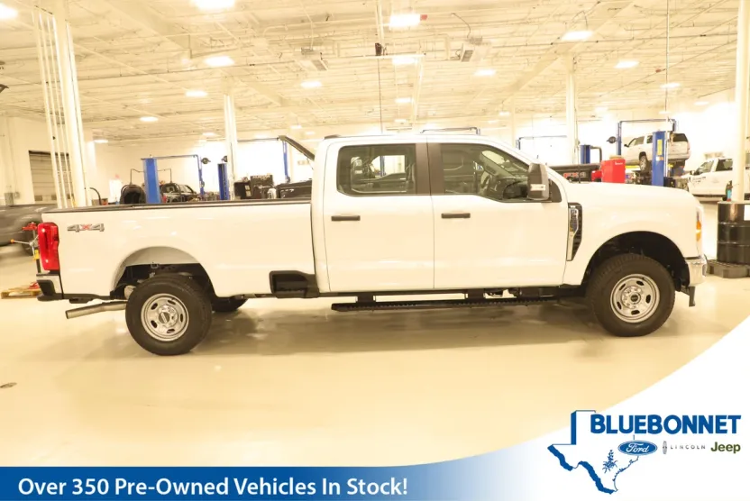 2025 Ford F-250 XL photo 1