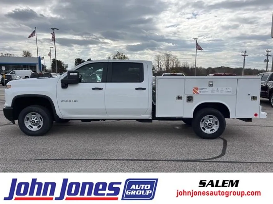 2024 Chevrolet Silverado 2500HD photo 1