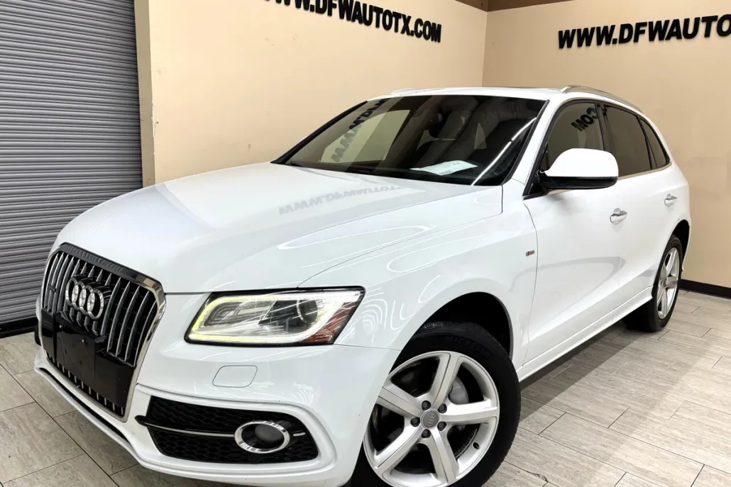 2017 Audi Q5 2.0T Premium Plus photo 1