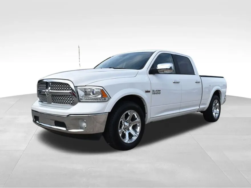 2018 Ram 1500 Laramie photo 1