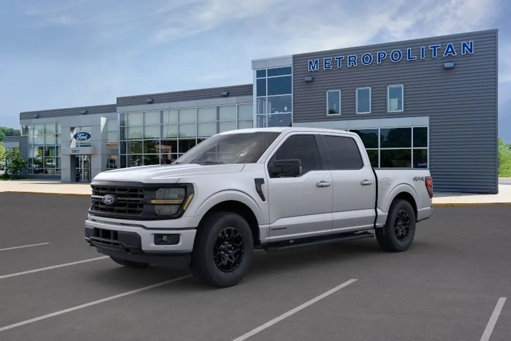 2025 Ford F-150 XLT photo 1