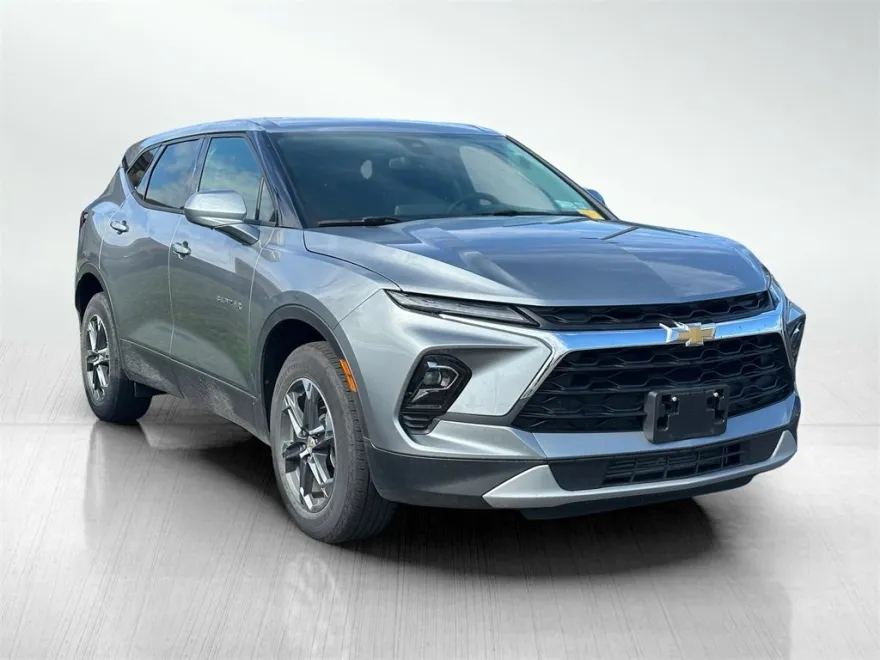 2025 Chevrolet Blazer 2LT photo 1