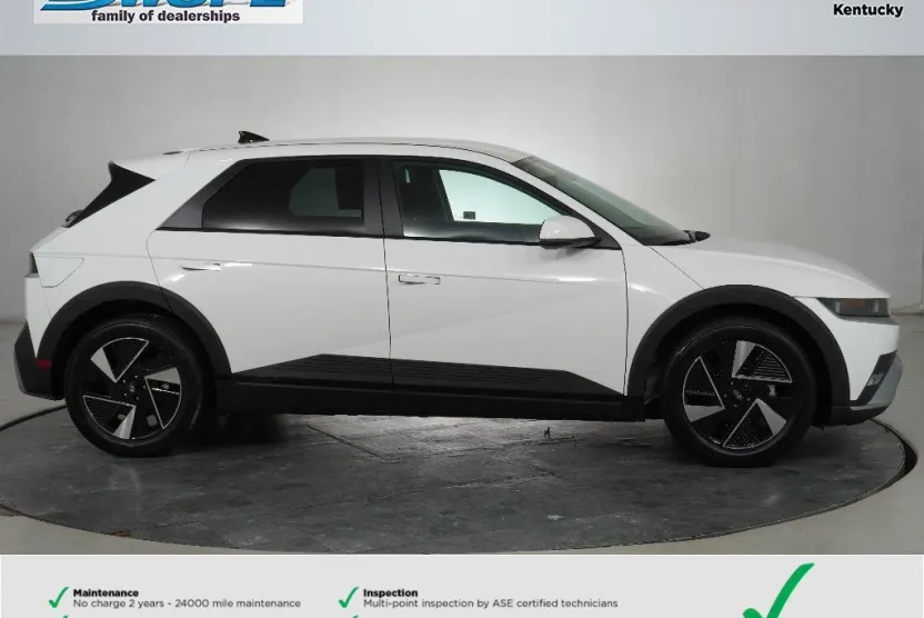 2025 Hyundai Ioniq 5 SE photo 1