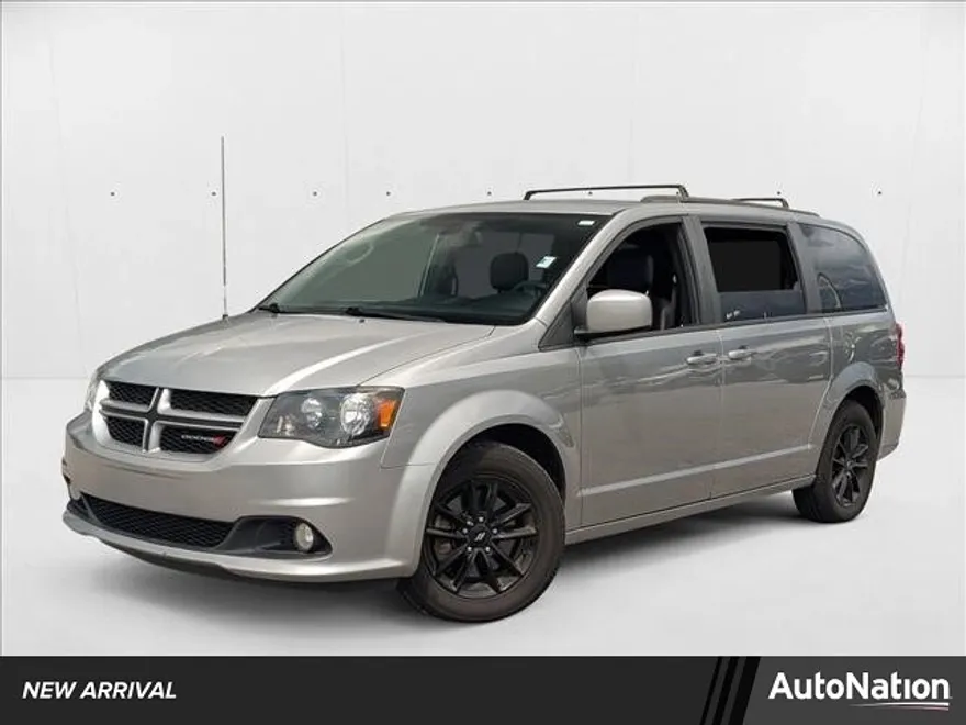 2019 Dodge Grand Caravan GT photo 1