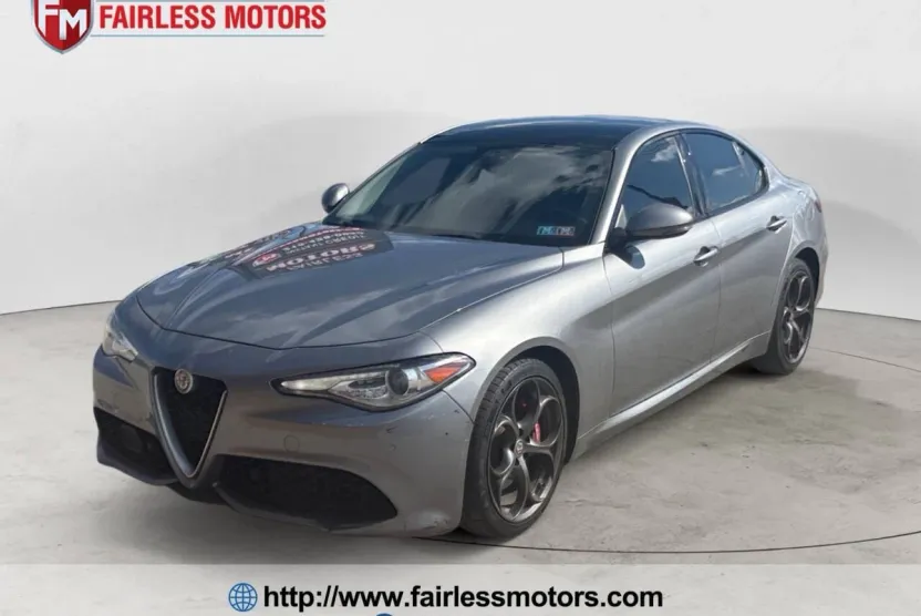 2019 Alfa Romeo Giulia Ti Sport photo 1
