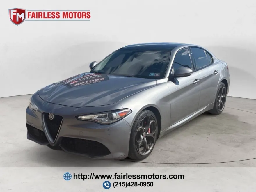 2019 Alfa Romeo Giulia Ti Sport photo 1