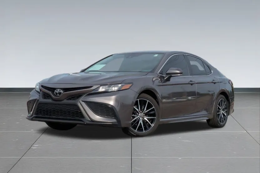 2023 Toyota Camry SE photo 1