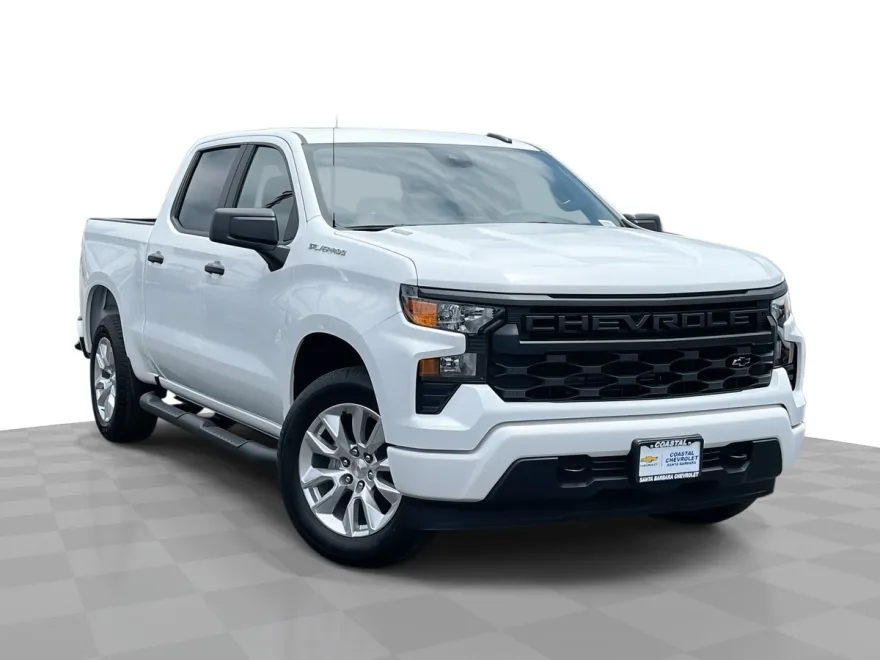 2025 Chevrolet Silverado 1500 Custom photo 1