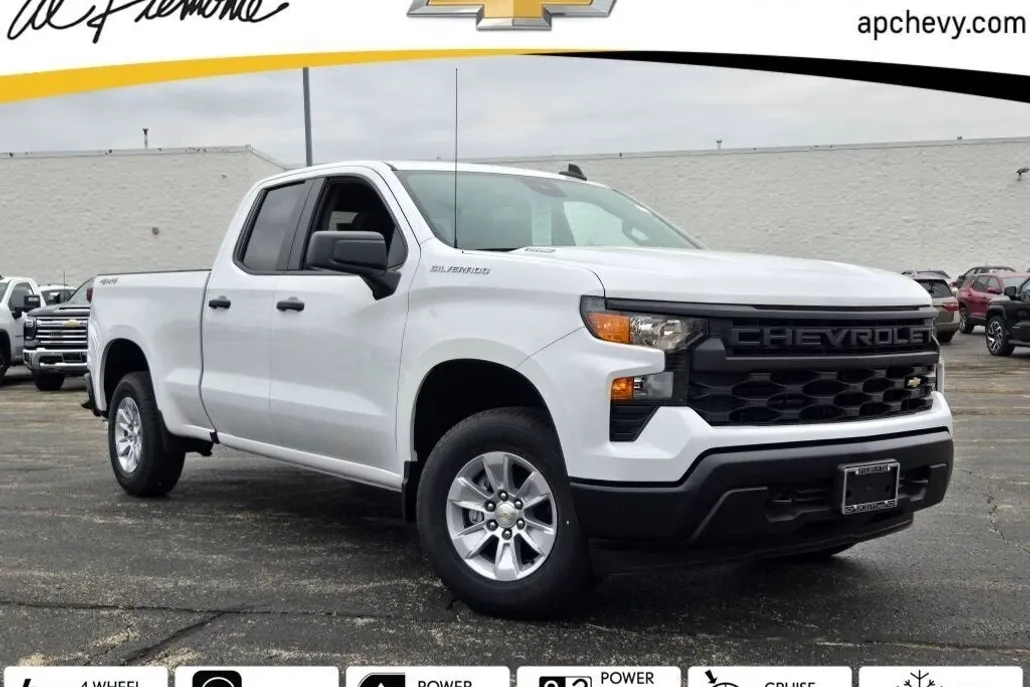 2025 Chevrolet Silverado 1500 photo 1