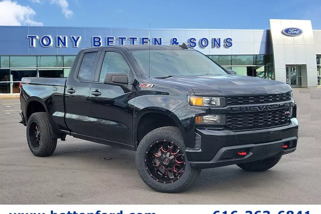 2020 Chevrolet Silverado 1500 Custom Trail Boss photo 1