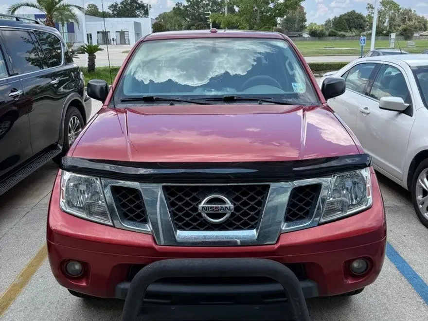 2016 Nissan Frontier SV photo 1