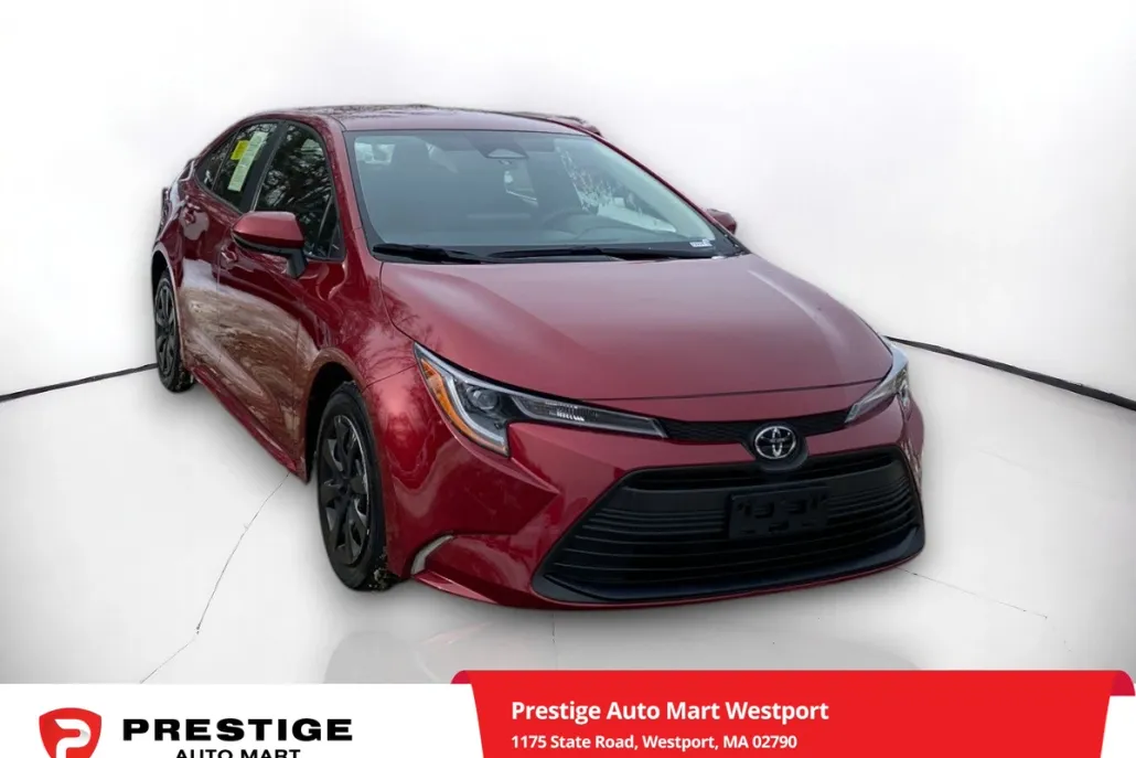 2024 Toyota Corolla LE photo 1