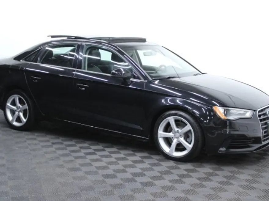 2016 Audi A3 2.0 TFSI Premium photo 1