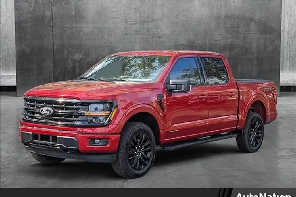 2025 Ford F-150 XLT photo 1