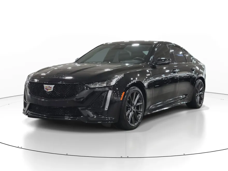 2024 Cadillac CT5 V photo 1