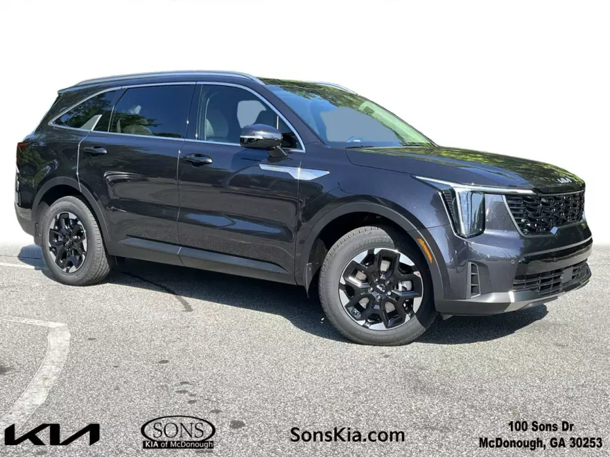 2025 Kia Sorento S photo 1