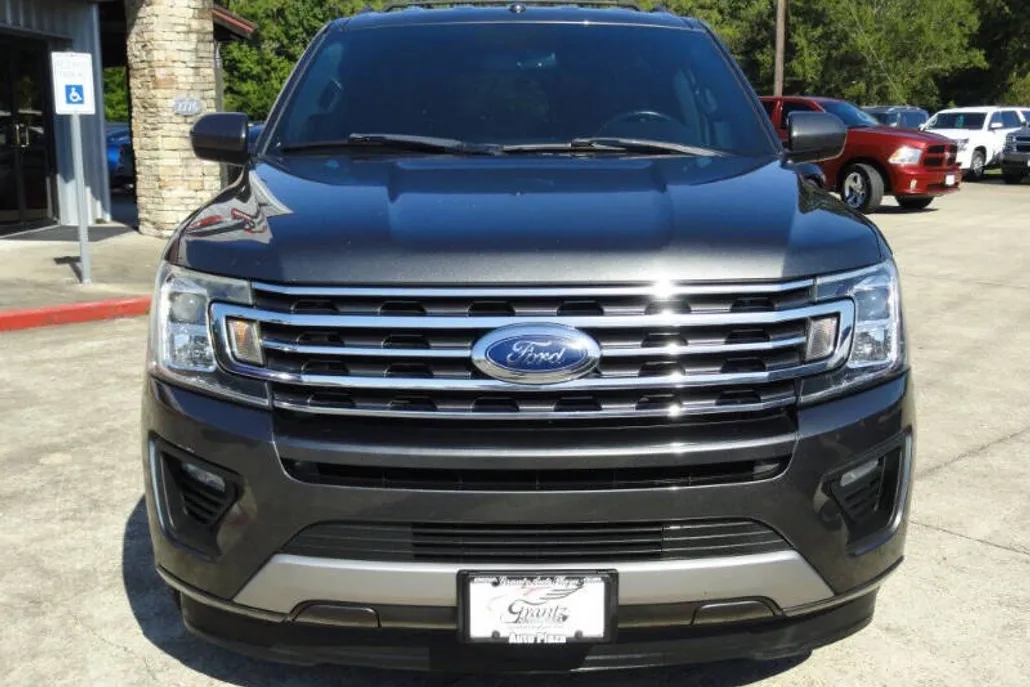 2018 Ford Expedition MAX XLT photo 1