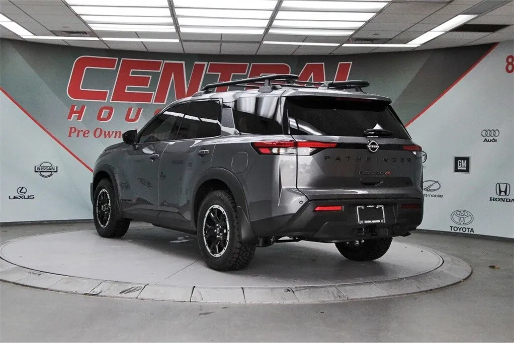 2025 Nissan Pathfinder Rock Creek photo 1