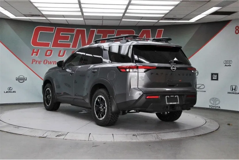 2025 Nissan Pathfinder Rock Creek photo 1