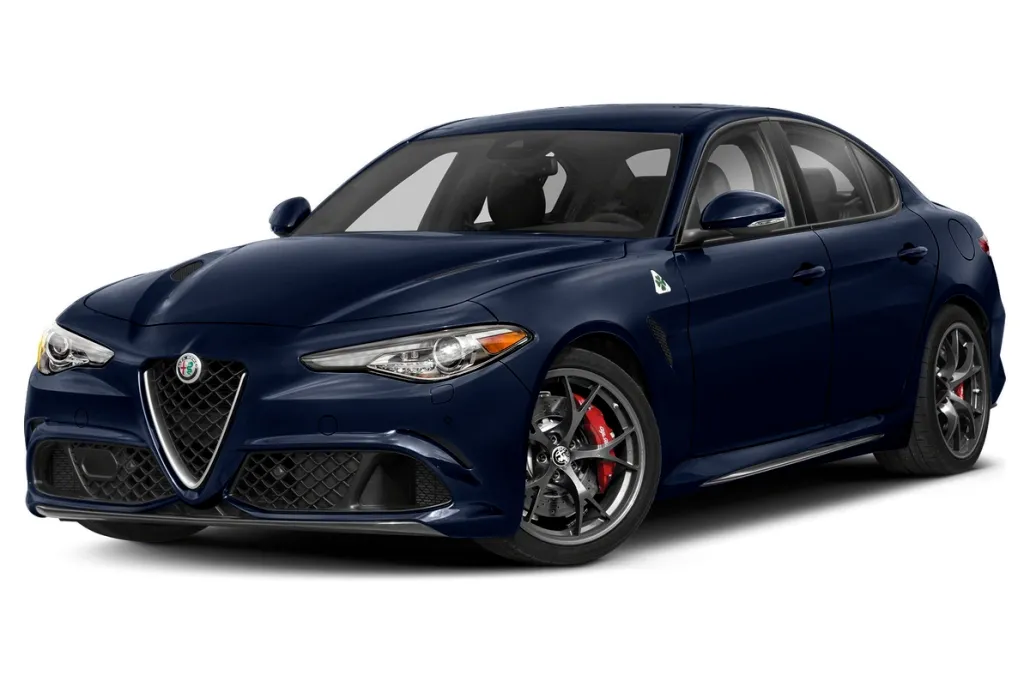 2022 Alfa Romeo Giulia Quadrifoglio photo 1