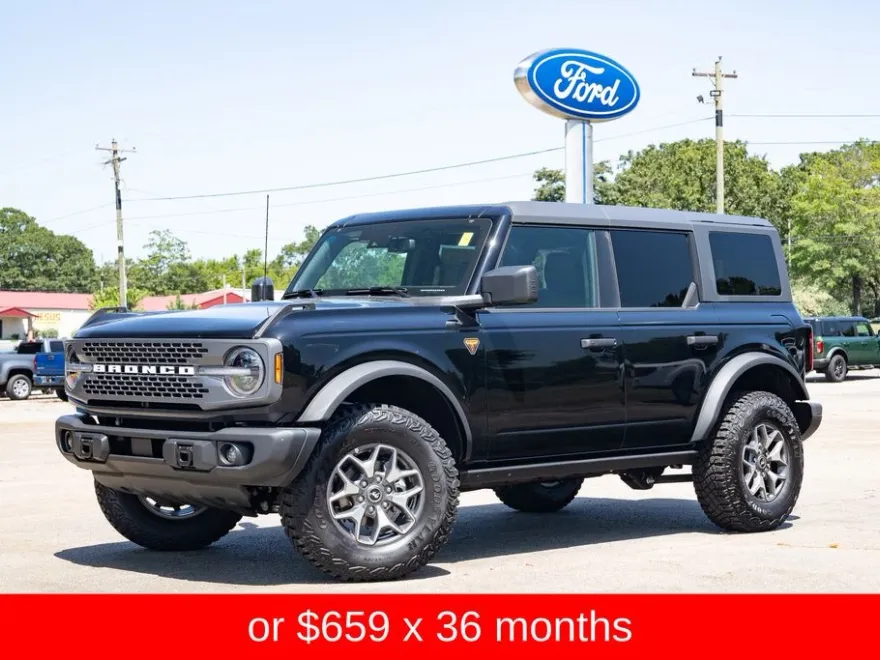 2025 Ford Bronco Badlands photo 1